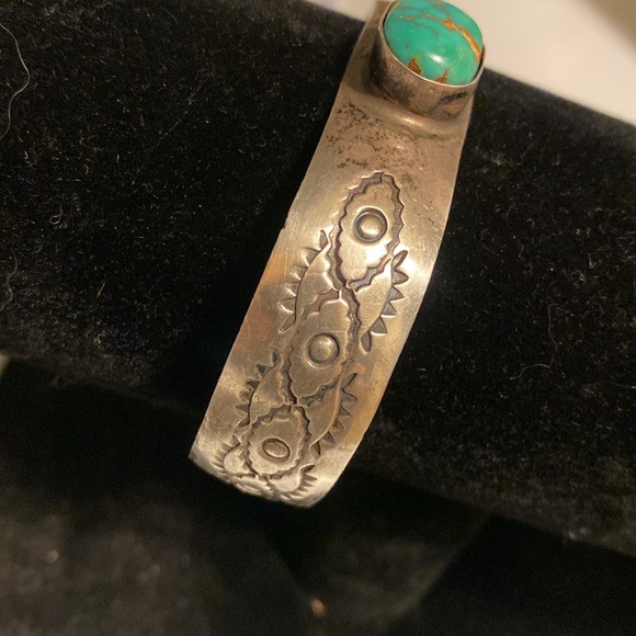 Antique 1920’s Native American Handmade Turquoise Sterling Cuff Bracelet - Picture 2 of 2